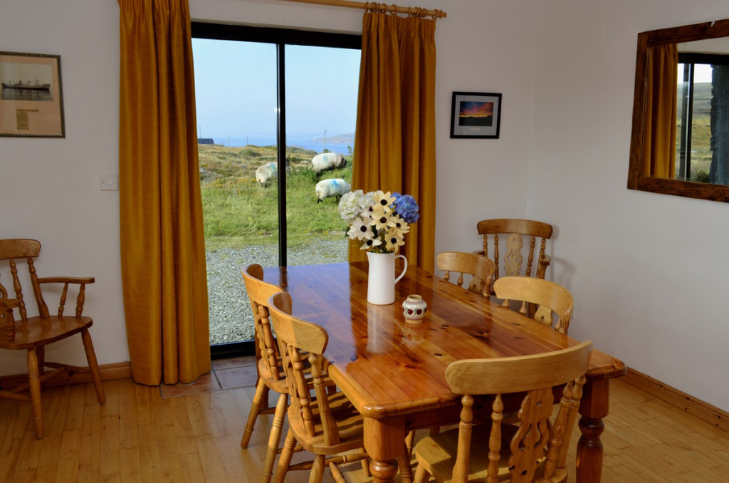 Holiday Cottage Cleggan Holiday Home 118 LoveConnemara™