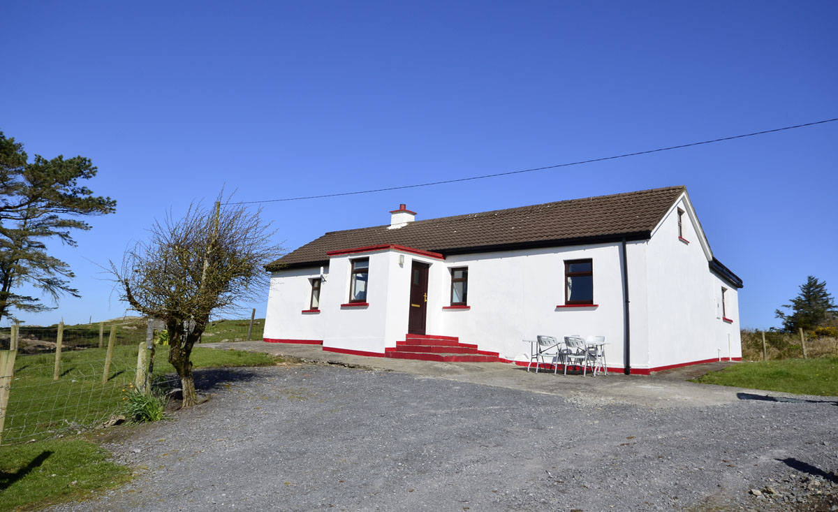 Self Catering Cottage Cashel Rental 129, Cashel LoveConnemara™