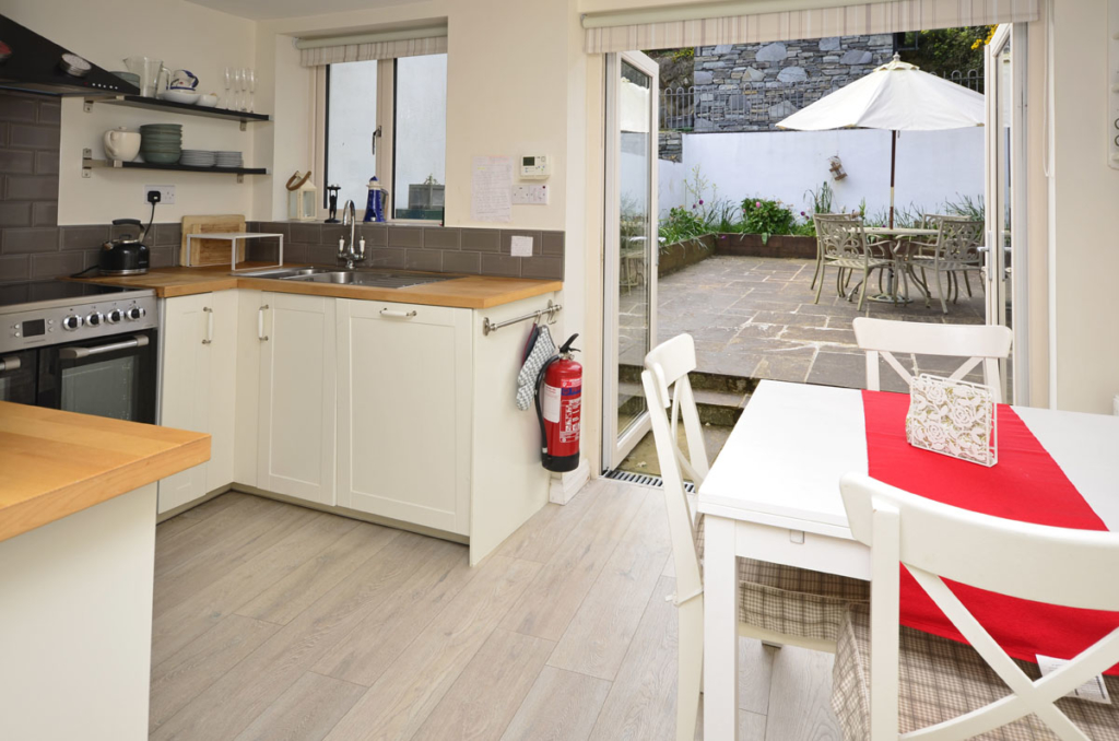 Cottage 170 Roundstone Love Connemara Holiday Cottages