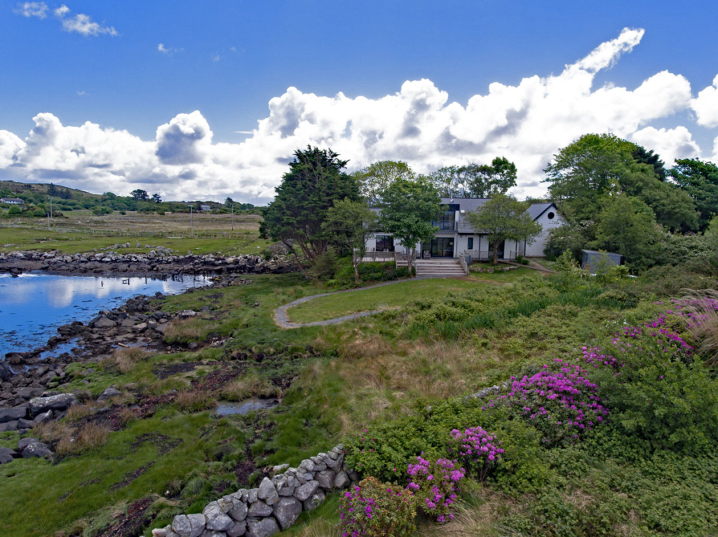 Cottage 203 Cashel Love Connemara Holiday Cottages