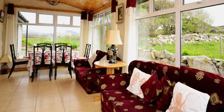 Holiday home to rent roundstone (8)