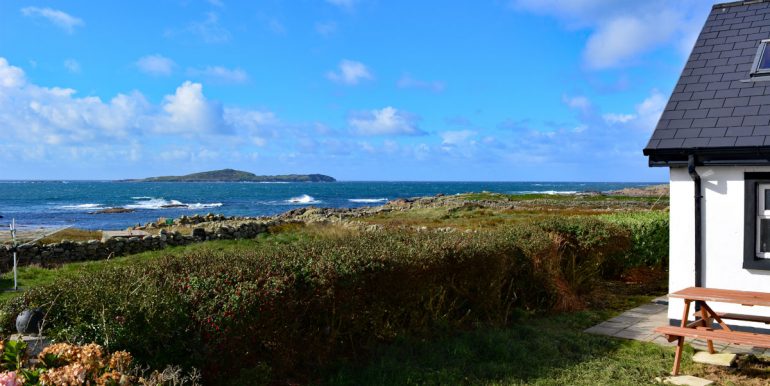 cottage to rent near cleggan (7)