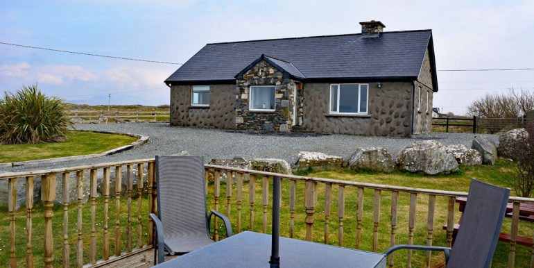 rent a holiday cottage near connemara golf club (3)