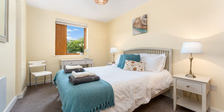 rent a large holiday apartment clifden connemara (1)