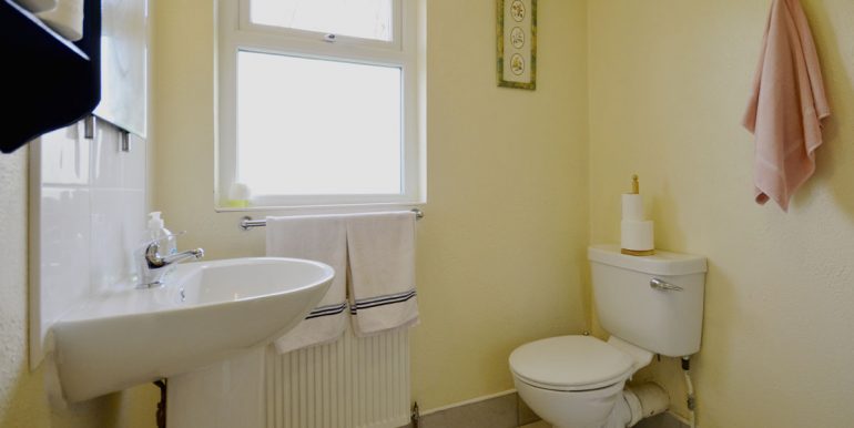 self catering cottage cheap to rent (2)