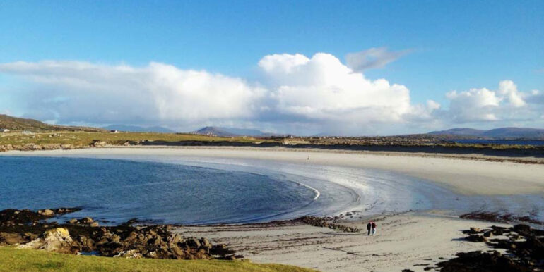 self catering holiday home roundstone village connemara galway (3)