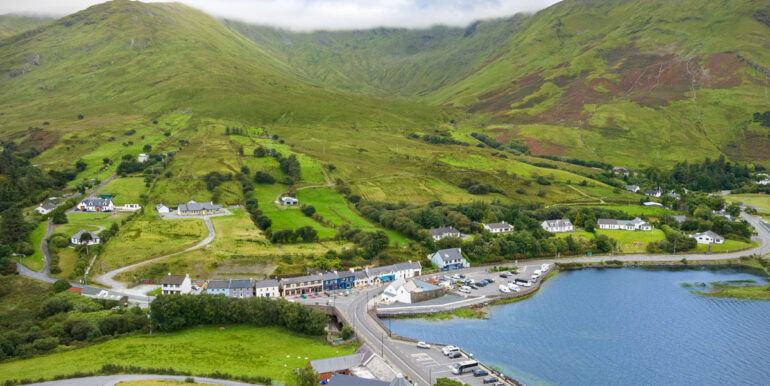 self catering holiday home with sea shore access leenane connemara mayo (3)