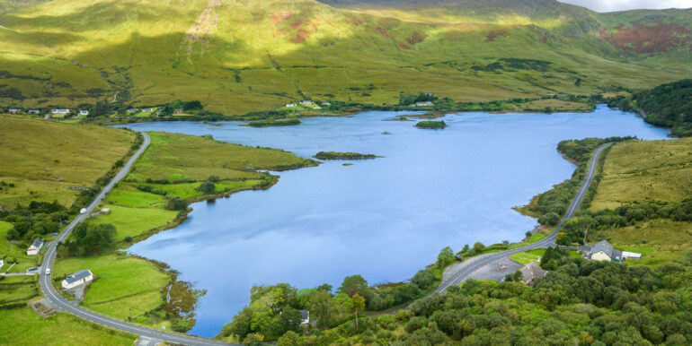 self catering holiday home with sea shore access leenane connemara mayo (5)