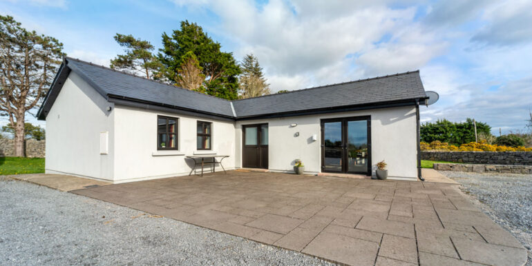 holiday home lough corrib oughterard galway (2)