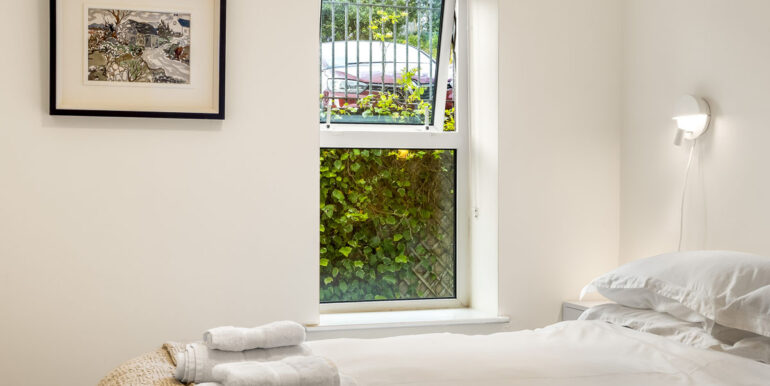393 clifden harbour view apartment (10)