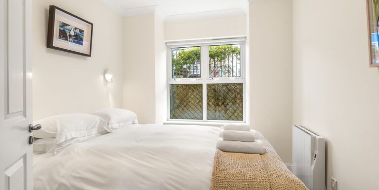 393 clifden harbour view apartment (11)