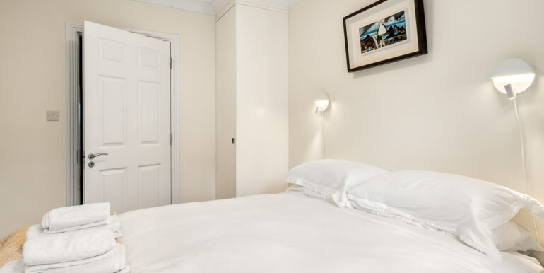 393 clifden harbour view apartment (12)