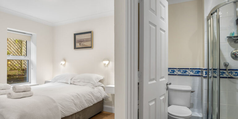 394 clifden harbour view apartment (11)