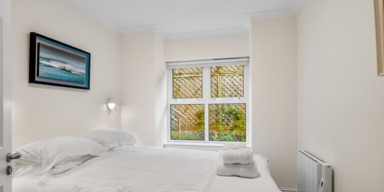 394 clifden harbour view apartment (16)