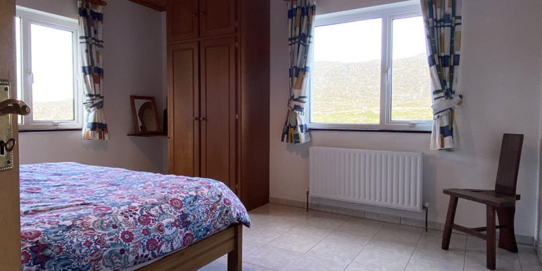 self catering cottage roundstone (2)