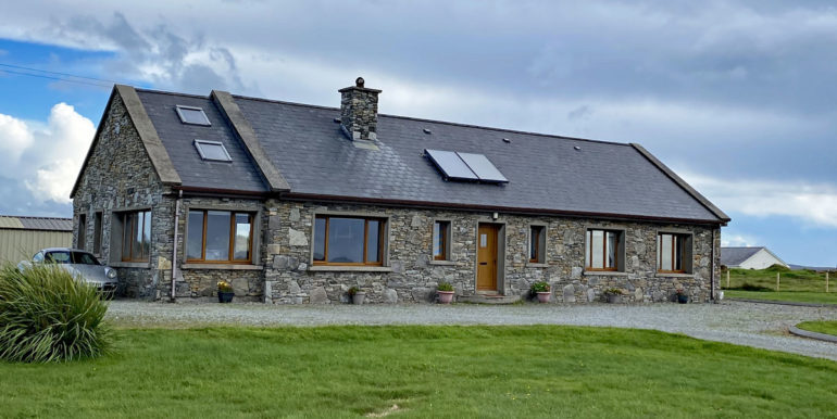 cottage to let ballyconneely (1)