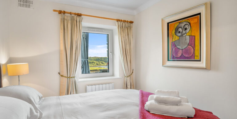 luxurious holiday apartment clifden town harbour connemara galway (3)