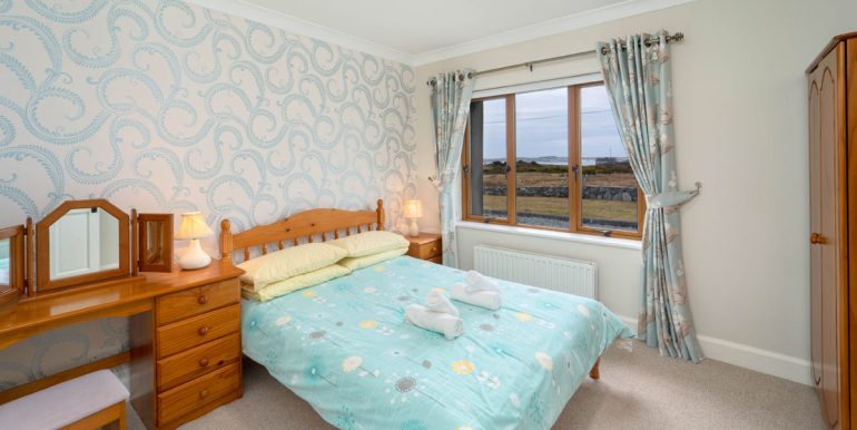 luxurious holiday home by the sea ballyconneely (1)