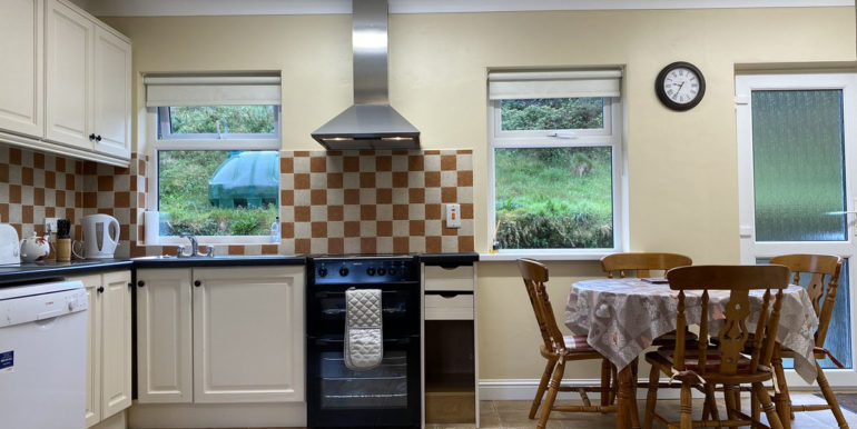 cottage to let cornamona clonbur galway (1).JPEG