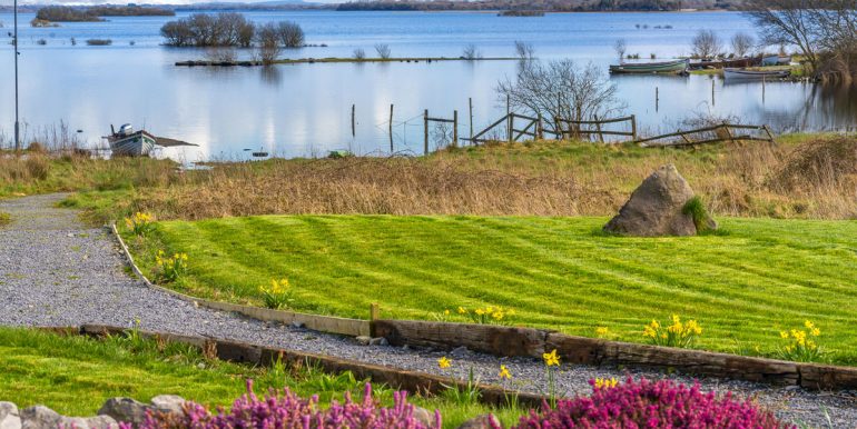 holiday home for groups oughterard lough corrib galway (1)
