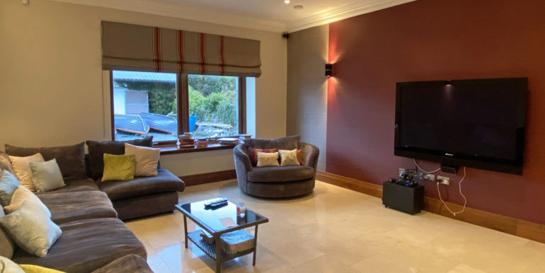 luxurious holiday home oughterard lough corrib galway connemara (1)