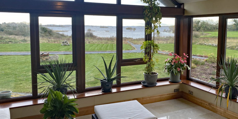 luxurious holiday home oughterard lough corrib galway connemara (2)