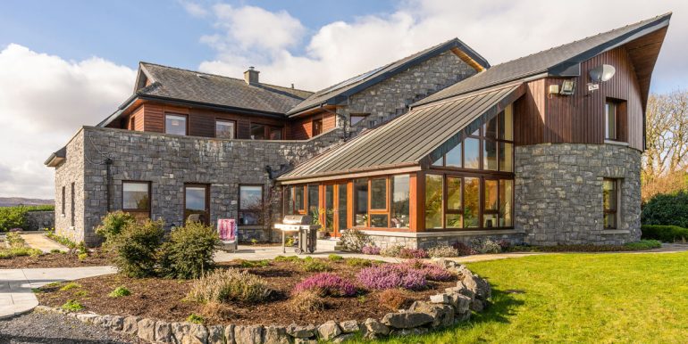 luxurious large holiday home connemara oughterard galway (4)