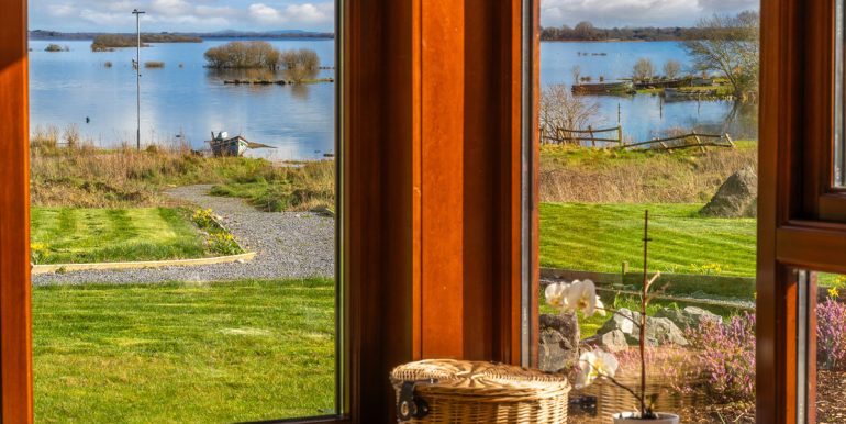 luxurious large vacation rental lough corrib oughterard galway (6)