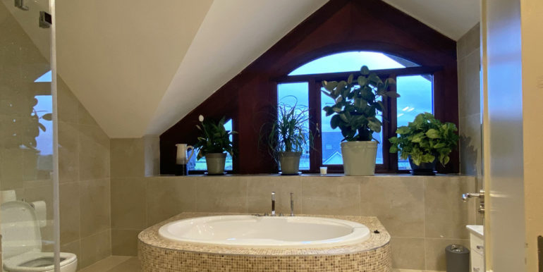 self catering holiday rental oughterard galway lough corrib (5)