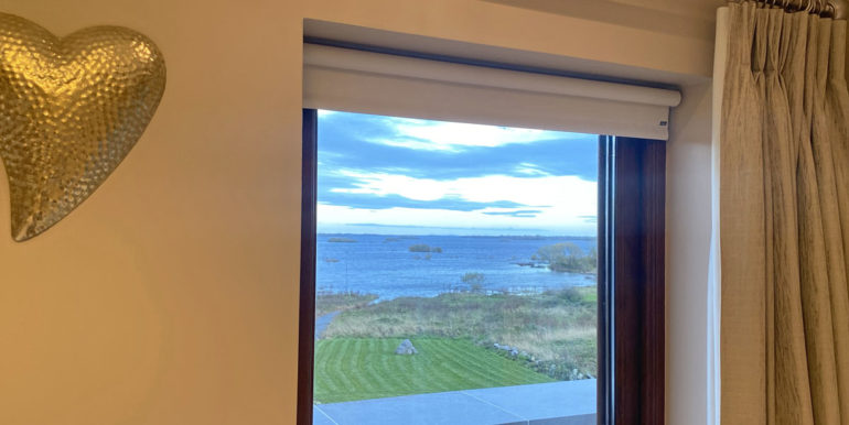 self catering large luxury holiday home oughterard connemara galway (1)