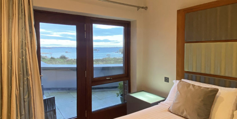self catering large luxury holiday home oughterard connemara galway (3)