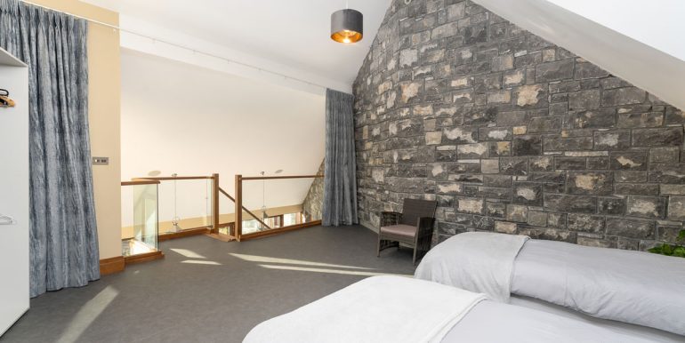 self catering large property oughterard galway (6)