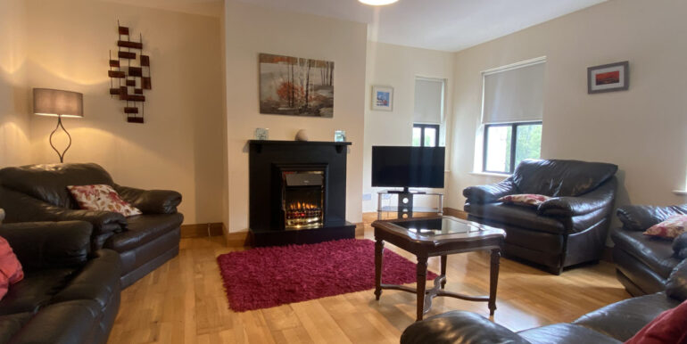 442 oughterard moycullen house to rent (5)