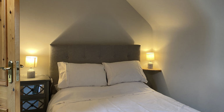 self catering holiday home in clifden town connemara (5)
