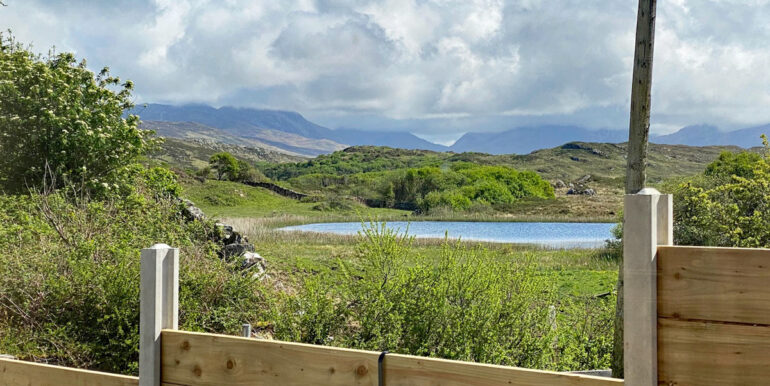 self catering log cabin for couples connemara greenway clifden (2)