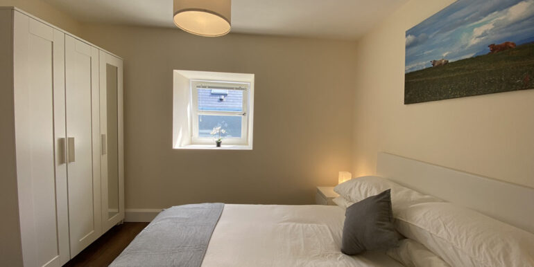444 Clifden large self catering property (18).JPEG