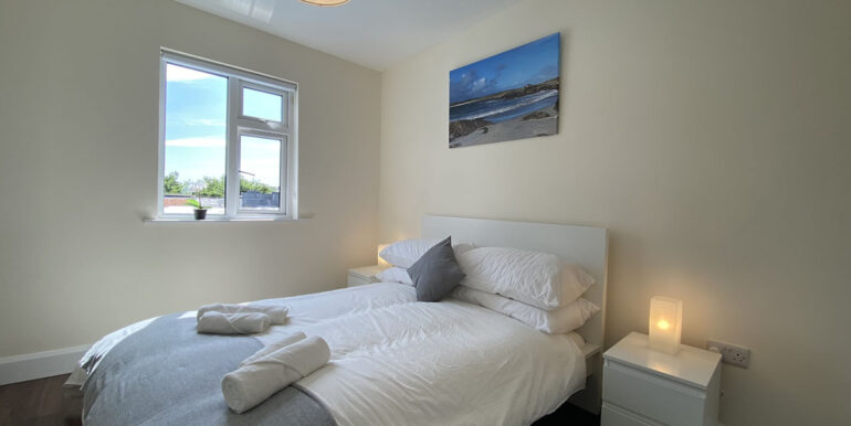 444 Clifden large self catering property (27).JPEG