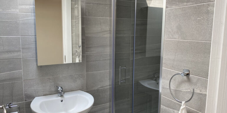 444 Clifden large self catering property (31).JPEG