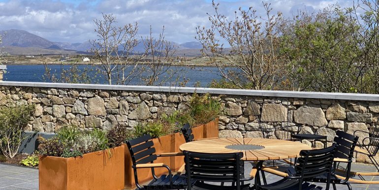 large self catering vacation rental roundstone connemara galway (4).JPEG