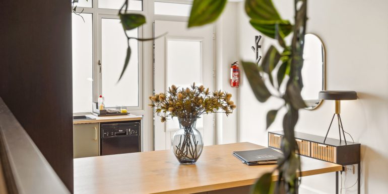 self catering holiday apartment airbnb town centre studio clifden (1)