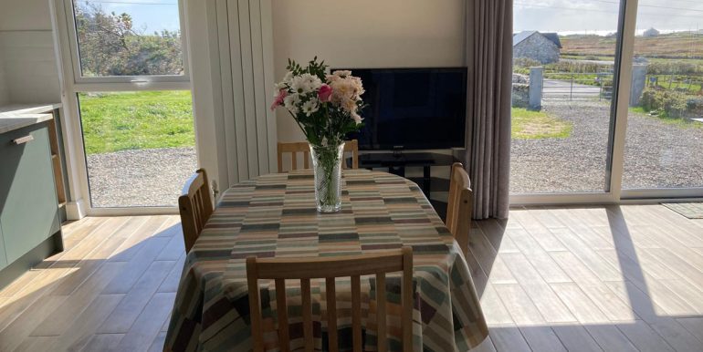 holiday rental claddaghduff connemara wild atlantic way (2)