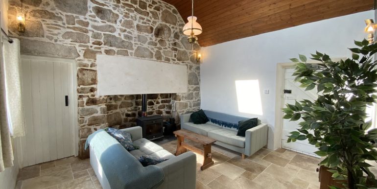 cottage to rent cashel connemara galway (5).JPEG