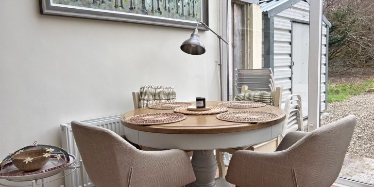 Clifden Glen Holiday Village sleeps 5 (1)