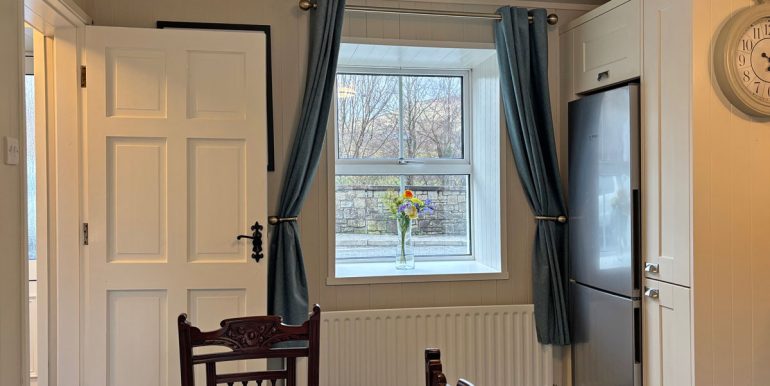 cottage to rent leenane village connemara loop (2)