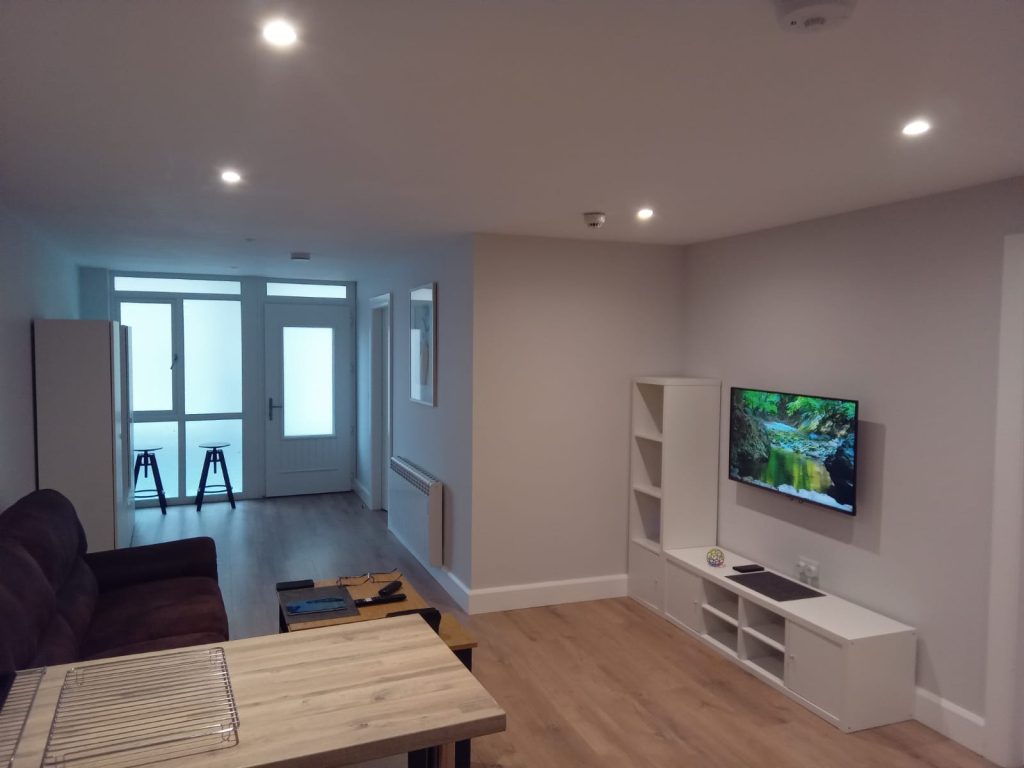 Clifden town centre studio, ideal for couples or solo travellers