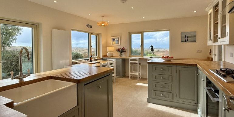 cottage to rent cleggan claddaghduff omey (3).JPEG