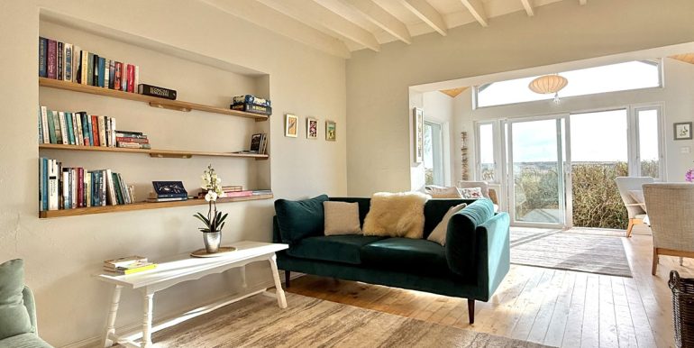 holiday cottage near cleggan wild atlantic way (2).JPEG