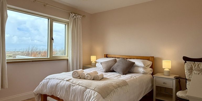 rent a holiday home cleggan claddaghduff connemara galway (3).JPEG