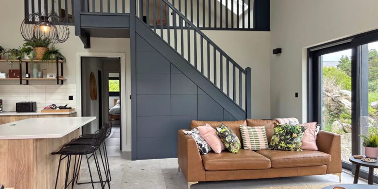 blackhouse roundstone to rent (1)