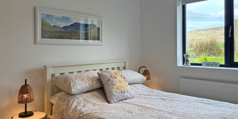 self catering holiday home leenane village connemara mayo (5)